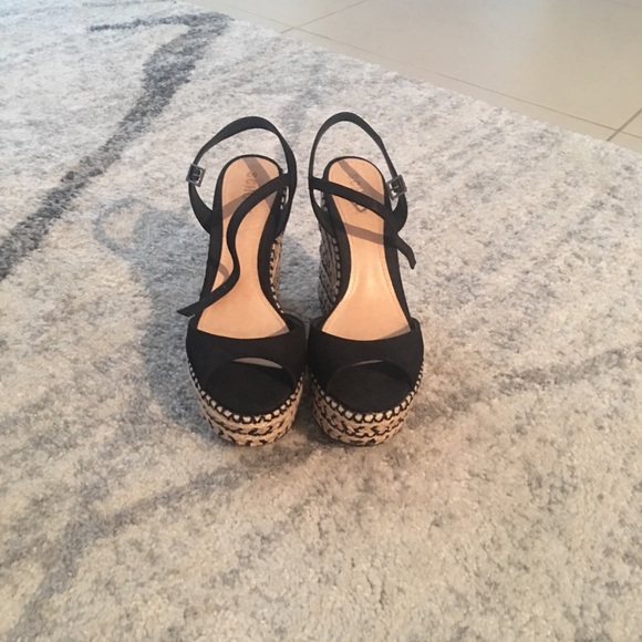 Schutz wedges - Picture 1 of 4